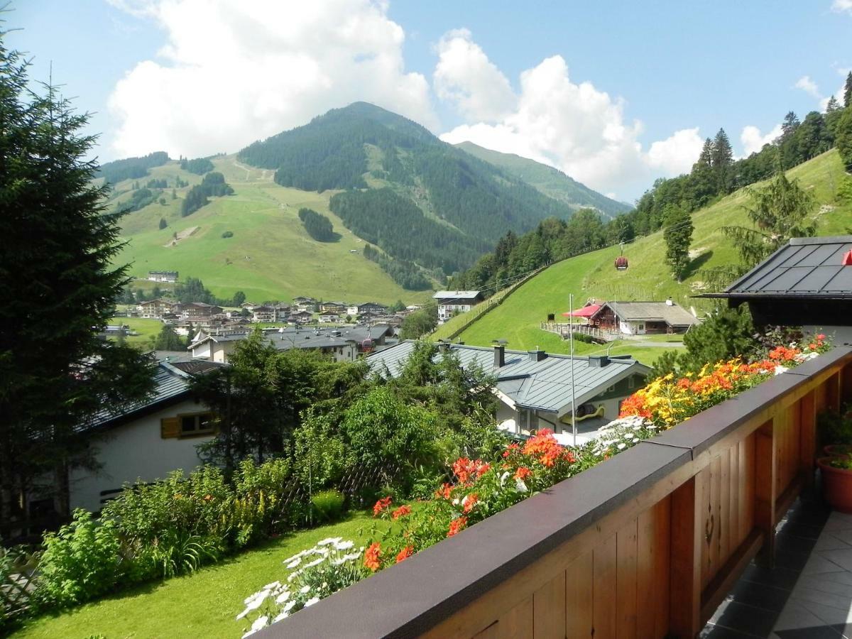 Haus Sonnenschein Apartment Saalbach-Hinterglemm Exterior photo
