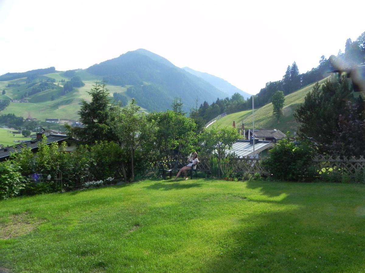 Haus Sonnenschein Apartment Saalbach-Hinterglemm Exterior photo